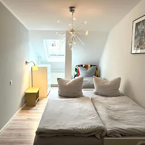  Apartment Hinterhaus